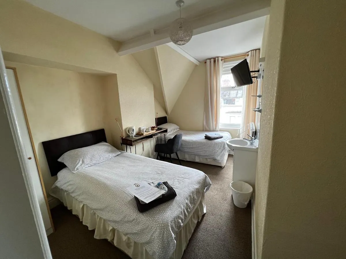 The Balmoral Guest House 0*, Bridlington
